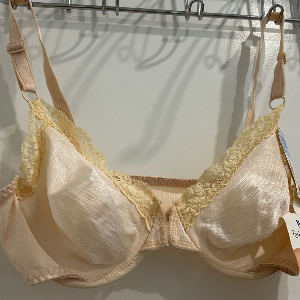 NWT Vintage 90’s Warners Shine On Underwire Bra , front closure |Size 38B - Picture 3 of 11